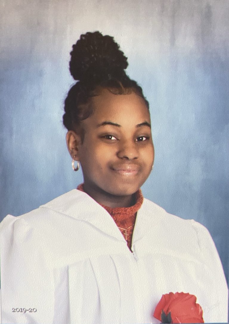 Honor Student Sade Mayaki Nominated for The Congress of Future Medical Leaders