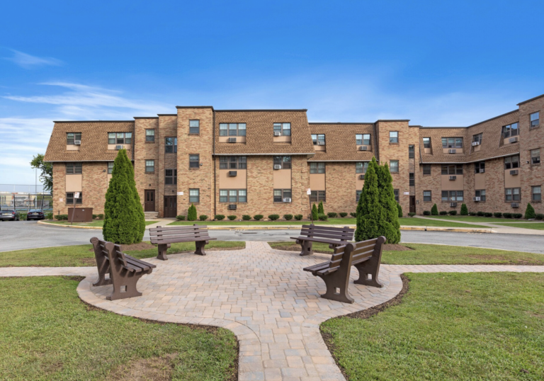 Man dies in a fatal fire at Secaucus apartment