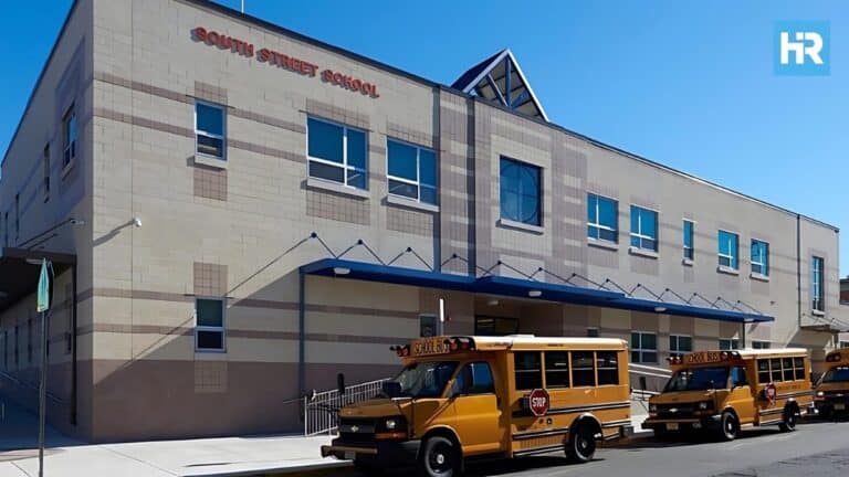 Newark Schools Extend Hours: Longer Days for Students, Improved Lunch Breaks for Teachers