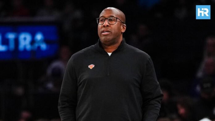 Knicks Learn to Play Without a Playbook