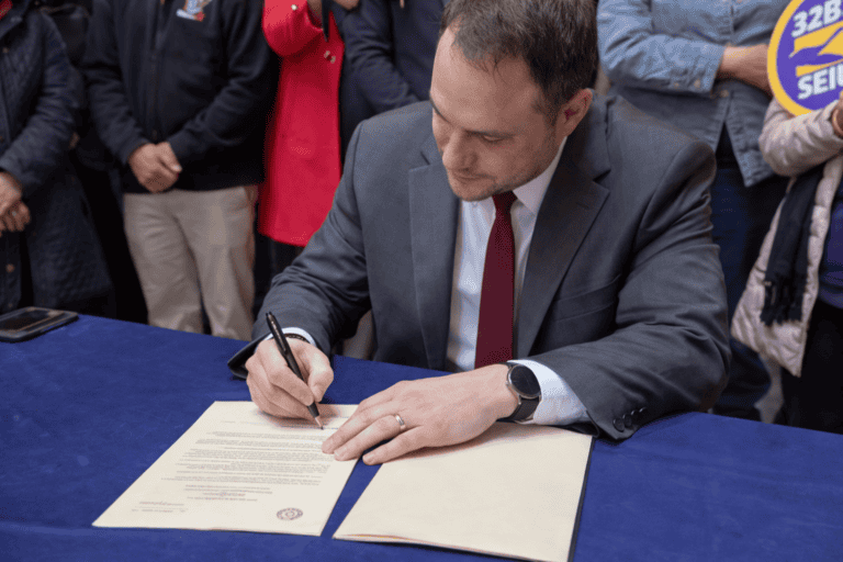 Mayor Solomon Signs Executive Order Expanding Jersey City Sanctuary Protections